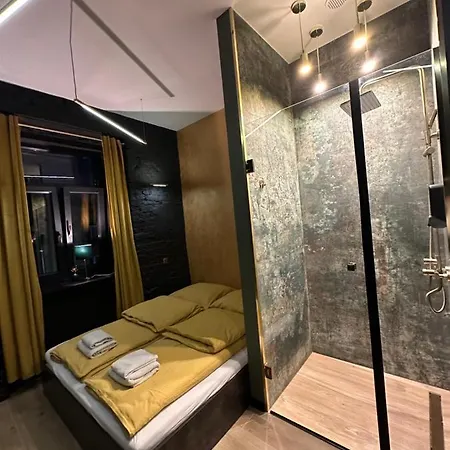 דירה Darkhouse Fondovalle לודז'